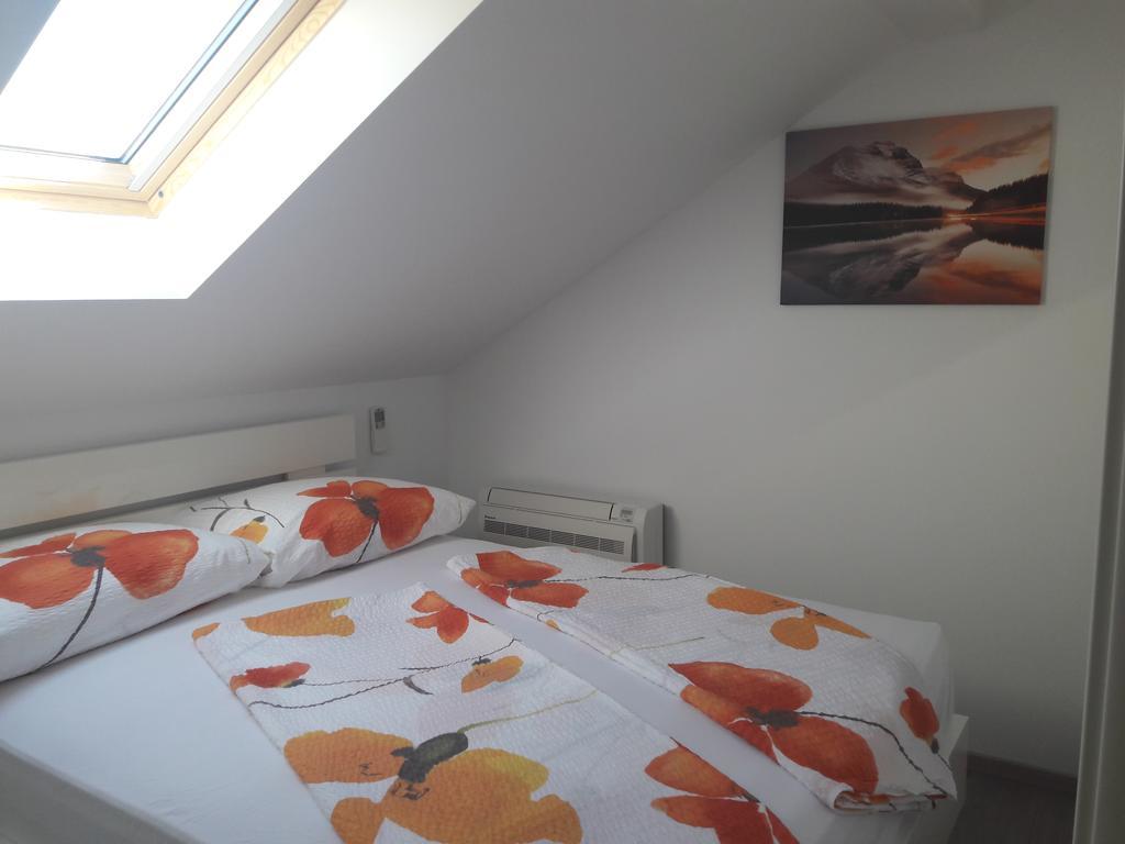 Villa Ferias Трогир Экстерьер фото